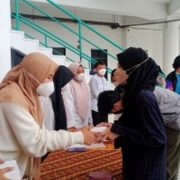 BEM-FMIPA-Bersama-Agrianita-FMIPA-Berbagi-Nutrisi-Melalui-Takjil-untuk-Mahasiswa-800x445-1-180x180