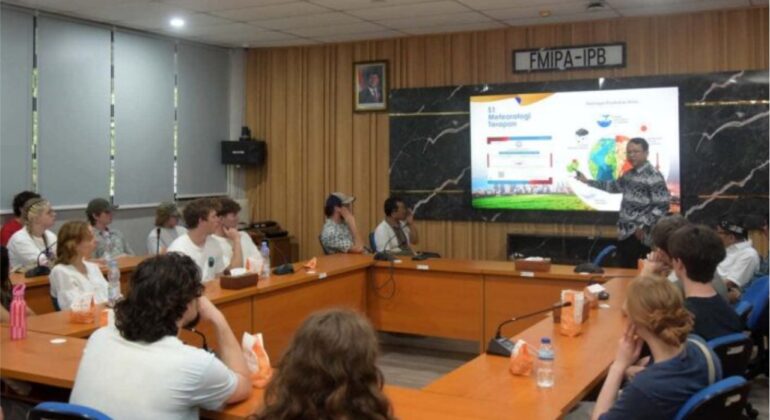 Mahasiswa University of Tasmania Belajar Studi Keberlanjutan ke IPB University