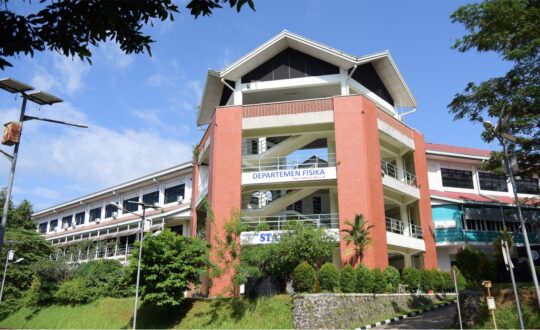FMIPA IPB University Bertransformasi Menuju Fakultas Sains, Perkuat Bioinformatika dan Riset Biodiversitas