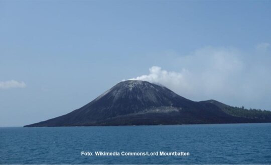 Foto anak gunung krakatau